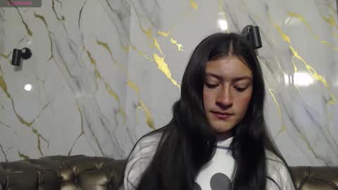 Carito online show from November 10, 3:27 am