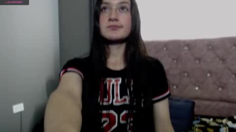 Carito online show from December 17, 3:45 am