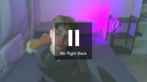 Carl online show from December 17, 4:21 pm