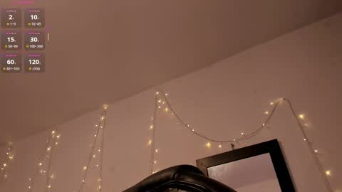 Snapshot of carla_smith__ chatting on January 7, 1:41 am Carla online show from January 7, 1:41 am