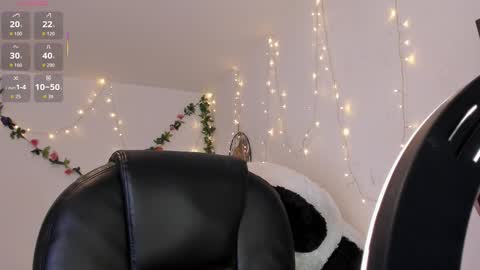 Snapshot of carla_smith__ chatting on January 9, 3:09 am Carla online show from January 9, 3:09 am