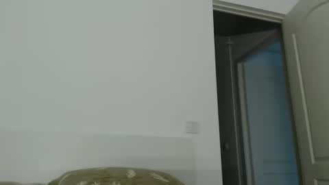 Carlaruth online show from April 1, 5:08 am