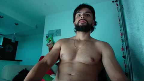 Snapshot of carlbadams96 chatting on January 8, 1:08 am sebasfit online show from January 8, 1:08 am