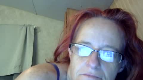 Snapshot of carleeswoman08 chatting on December 13, 1:12 pm carleeswoman08 online show from December 13, 1:12 pm