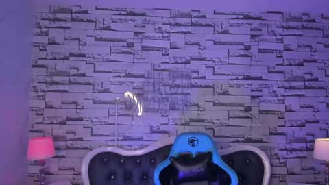 Snapshot of carlie_mayer chatting on December 24, 4:00 am CARLYE online show from December 24, 4:00 am