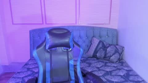 Snapshot of carlie_mayer chatting on January 15, 11:10 am CARLYE online show from January 15, 11:10 am