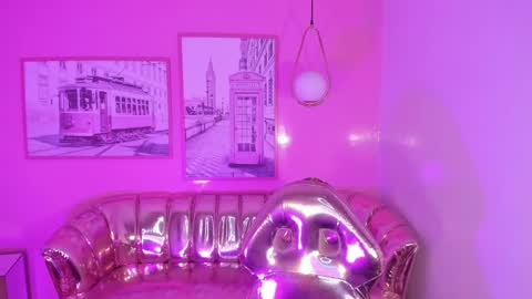 Snapshot of carlie_mayer chatting on February 26, 4:14 am CARLYE online show from February 26, 4:14 am