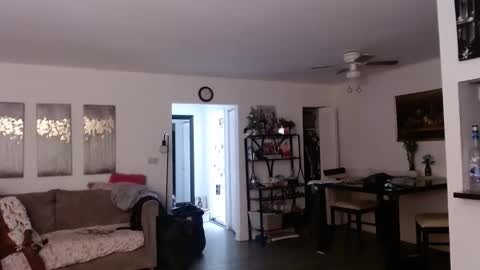 Carlie online show from December 15, 11:36 am