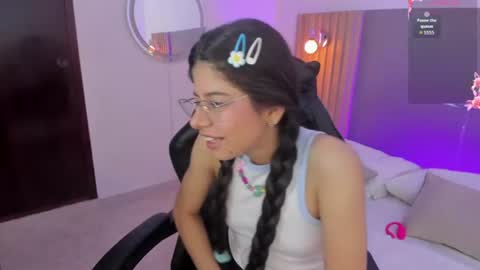 Snapshot of carlina_15 chatting on June 19, 12:42 pm C A R L I N A online show from June 19, 12:42 pm