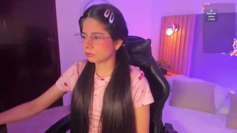 Snapshot of carlina_15 chatting on June 30, 12:28 pm C A R L I N A online show from June 30, 12:28 pm