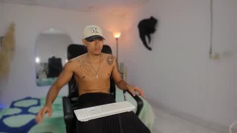 master online show from October 27, 11:58 am