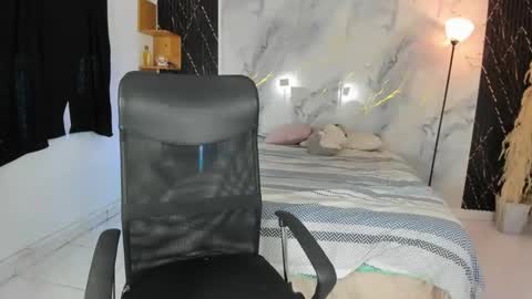 master online show from May 4, 12:56 pm