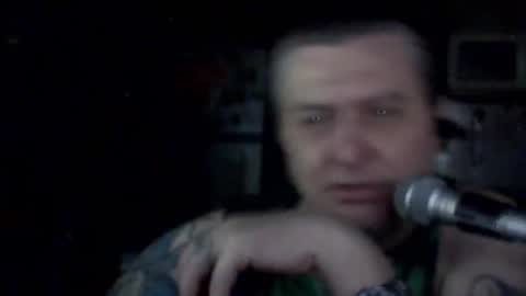 carlos712009 online show from May 18, 6:41 am