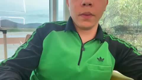 Snapshot of carlos_owen chatting on October 25, 5:08 pm carlos_owen online show from October 25, 5:08 pm