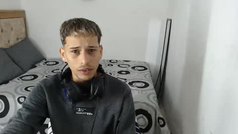 carlossmi01 online show from October 22, 2:06 pm