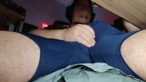 Carlostraboo on of  online show from March 3, 7:14 am