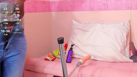 Snapshot of carlota_swan chatting on December 4, 12:58 pm carlota online show from December 4, 12:58 pm