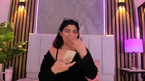 Snapshot of carlotta_velour chatting on March 27, 3:34 am Carlotta Velour online show from March 27, 3:34 am