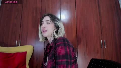 Snapshot of carly_grasso chatting on September 10, 3:06 am carly grasso  online show from September 10, 3:06 am