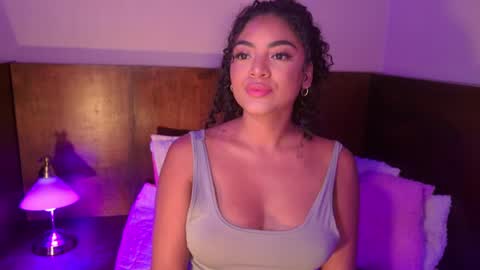 Carly Monroe  online show from October 7, 11:35 pm