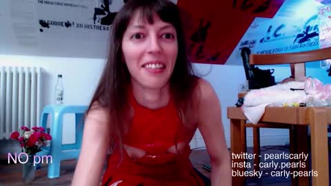 Snapshot of carlypearls chatting on November 10, 4:55 am Carly Pearls online show from November 10, 4:55 am