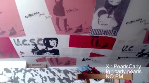 Snapshot of carlypearls chatting on March 22, 11:52 pm Carly Pearls online show from March 22, 11:52 pm