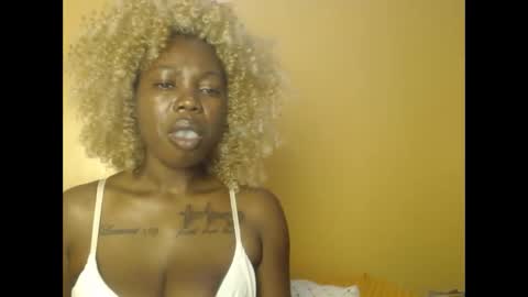 carlyscoop online show from April 2, 7:55 pm