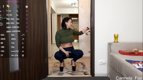 Snapshot of carmela_fox chatting on December 23, 9:29 am Carmela online show from December 23, 9:29 am