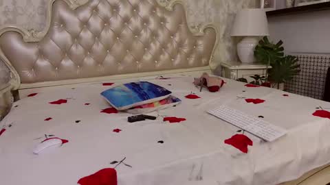 CarmellaAngel online show from December 15, 9:57 am