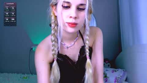 Snapshot of carmen__crybaby chatting on November 7, 9:26 pm carmen__crybaby online show from November 7, 9:26 pm