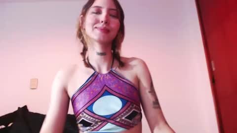 Snapshot of carmennrusso chatting on February 13, 11:37 pm carmennrusso online show from February 13, 11:37 pm