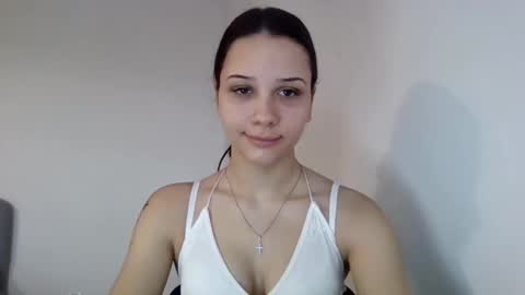 CarmenxAmore online show from February 6, 9:45 am