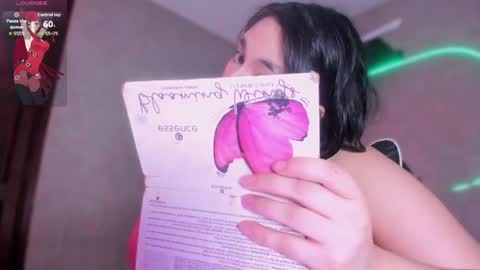 carmiilla online show from April 4, 10:29 pm