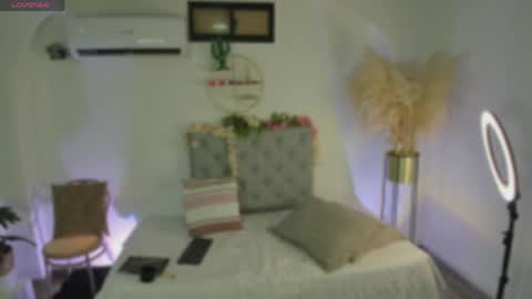 CARMILLA ROSS online show from May 23, 1:26 pm