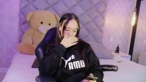 caro_adams1 online show from November 21, 11:31 am