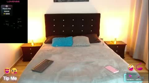 Snapshot of caro_sexo chatting on March 4, 3:00 am CARITO online show from March 4, 3:00 am