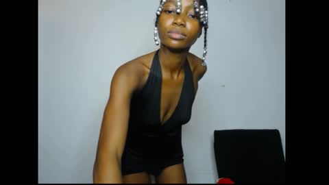 caroline online show from May 12, 6:05 pm