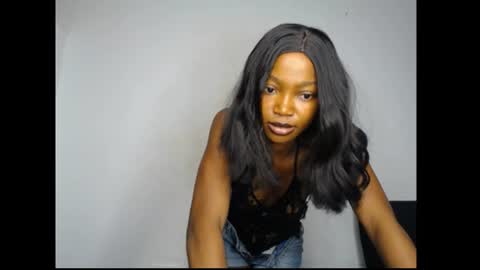 caroline online show from June 25, 5:12 am