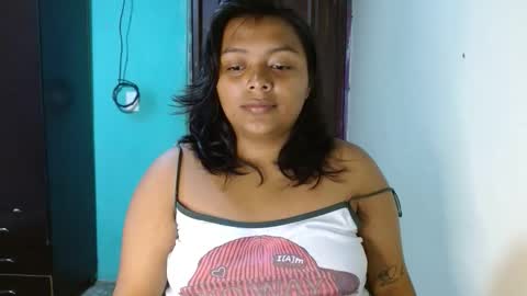 Snapshot of carol_lil1 chatting on March 25, 3:01 am carol_lil1 online show from March 25, 3:01 am