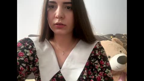 LinaLisa online show from August 5, 10:40 am