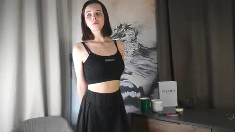 Snapshot of carolannkrager chatting on October 6, 11:40 am Hi Im Stasy Glad to see you in my room PVT is open online show from October 6, 11:40 am