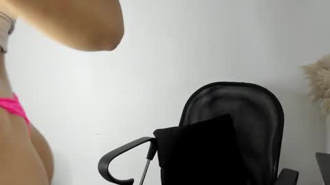 carolay759687 online show from January 3, 4:22 am