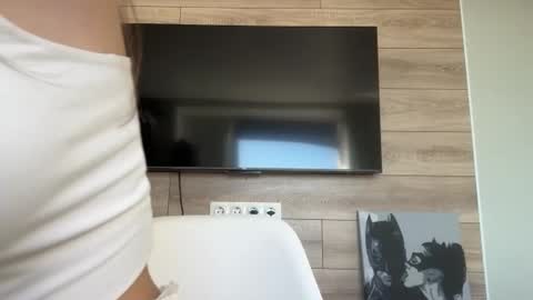 Lisa online show from March 4, 8:09 am