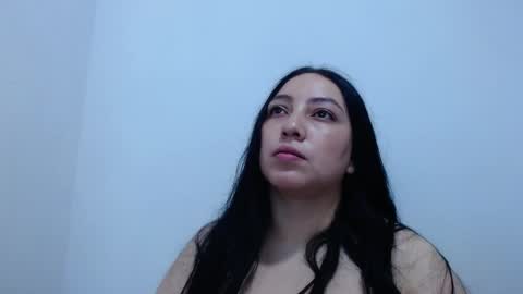 carolina_zabala_19 online show from May 2, 6:46 pm