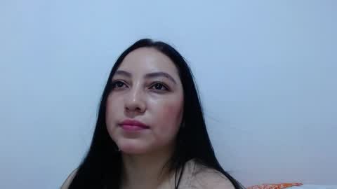 carolina_zabala_19 online show from May 22, 4:23 pm
