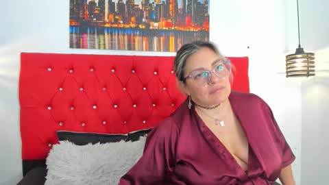 Carolina online show from February 26, 6:51 pm