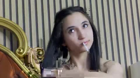 Snapshot of carolinahart chatting on March 27, 8:26 am carolinahart online show from March 27, 8:26 am