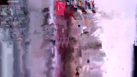 Snapshot of carolinasweet33 chatting on April 5, 12:08 am carolina online show from April 5, 12:08 am