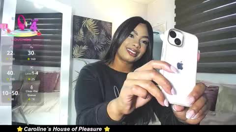 C A R O L I N E online show from November 9, 12:03 pm