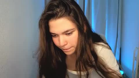 Snapshot of carolinebenks chatting on September 26, 5:44 am Caroline online show from September 26, 5:44 am